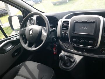 Renault Trafic - 11