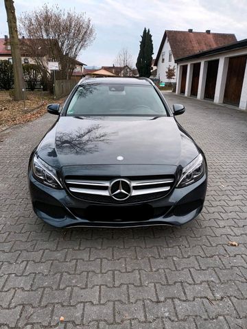 Mercedes-Benz Mercedes C 200 T  2l.  Benziner