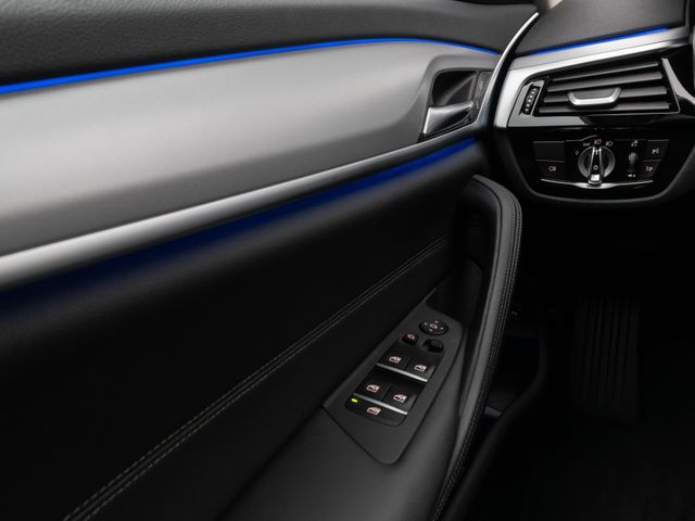 Foto Nummer 34: BMW 530i
