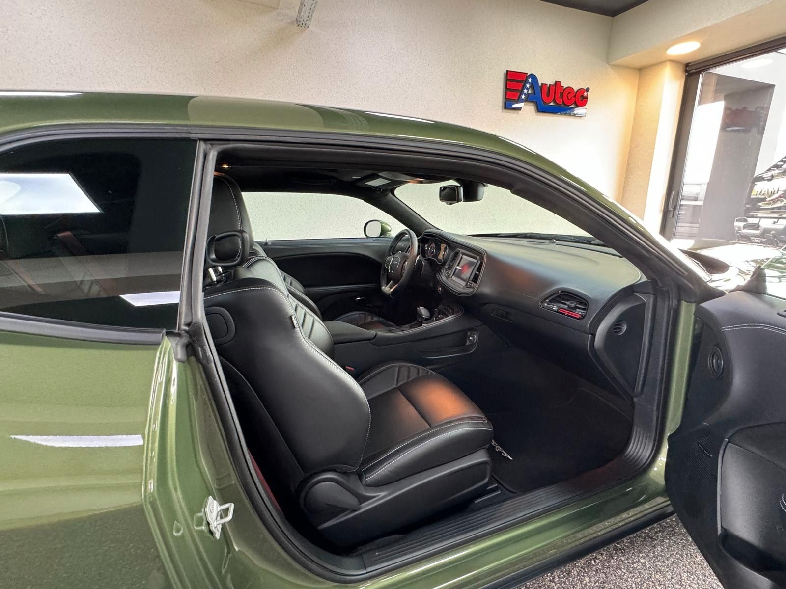 Fahrzeugabbildung Dodge CHALLENGER HELLCAT JAILBREAK-LAGUNA-LAST CALL-