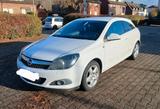 Opel Astra 1.6 GTC - Opel Astra aus 2010: Gtc