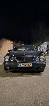 Mercedes-Benz Mercedes w210 - Mercedes-Benz W210