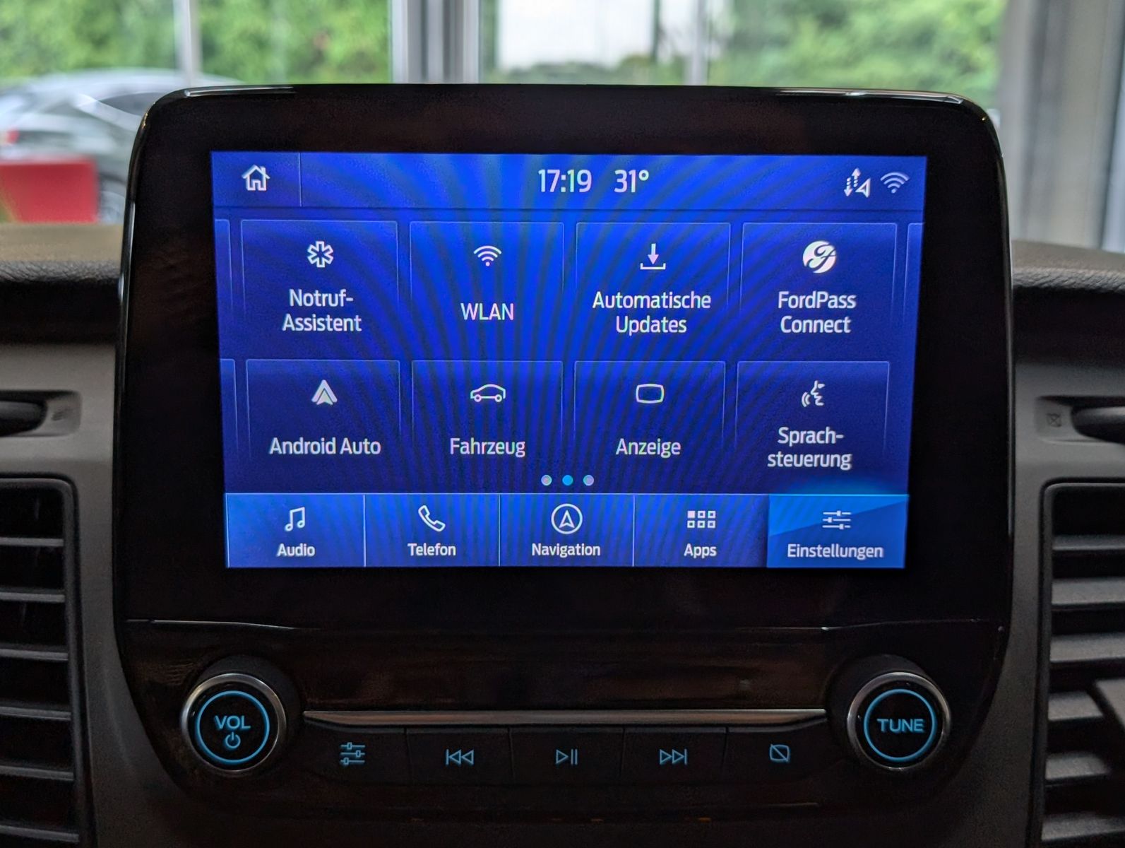Fahrzeugabbildung Ford Transit Custom 280 L1 Trend Regal LED KAMERA ACC