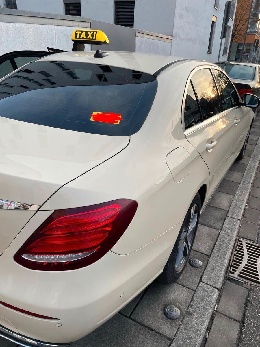 MERCEDES-BENZ Ich biete hier meinen gepflegten Mercedes ...