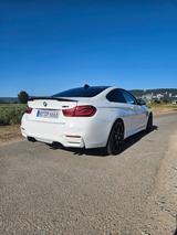 BMW M4 Coupé Competiton H&K/Carbon/360/LED/LEDER/HDu - BMW M4 Competiton Gebrauchtwagen