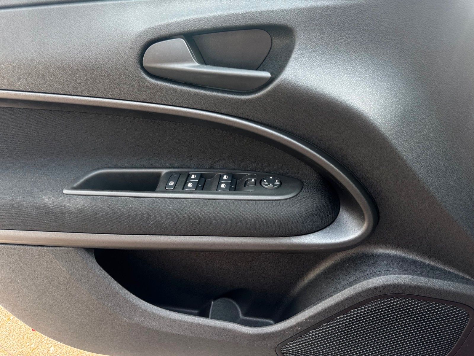 Fahrzeugabbildung Fiat 600 Automatik Special Edition 1.2 NAVI KAMERA