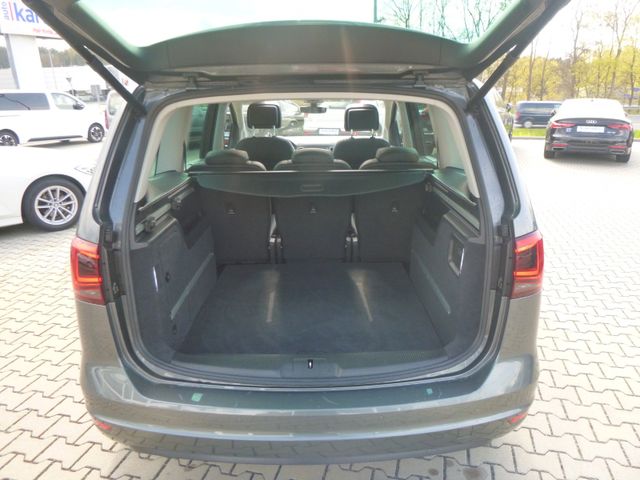 Fahrzeugabbildung Seat Alhambra 2,0 TDI Xcellence >NAV/KAM/Leder/Pano<