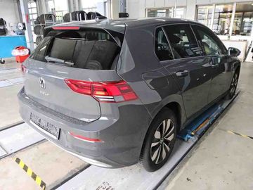 Volkswagen Golf - 2