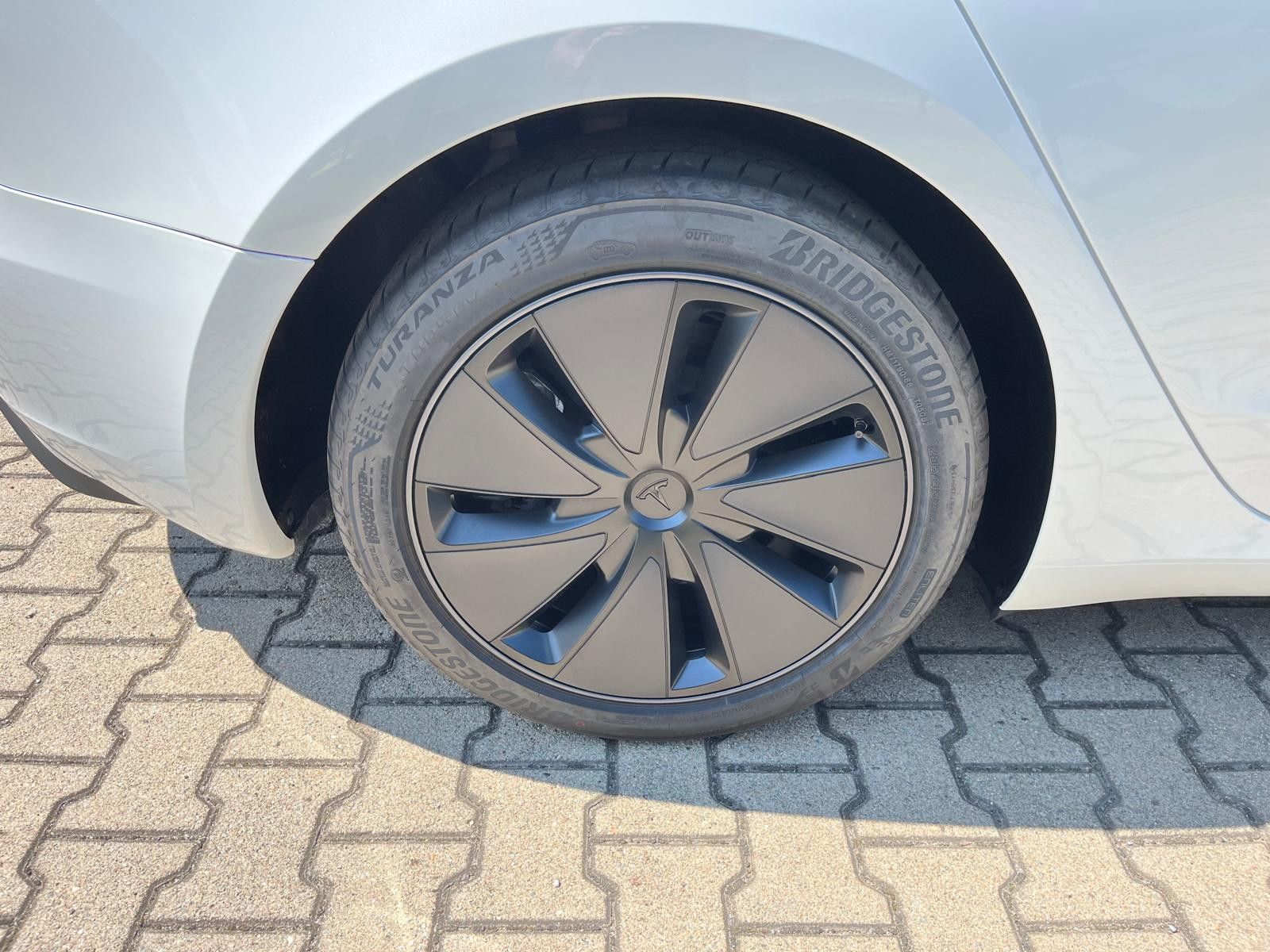 Tesla Model 3 Premium Long Range Dual AWD 6.000 km foto 8