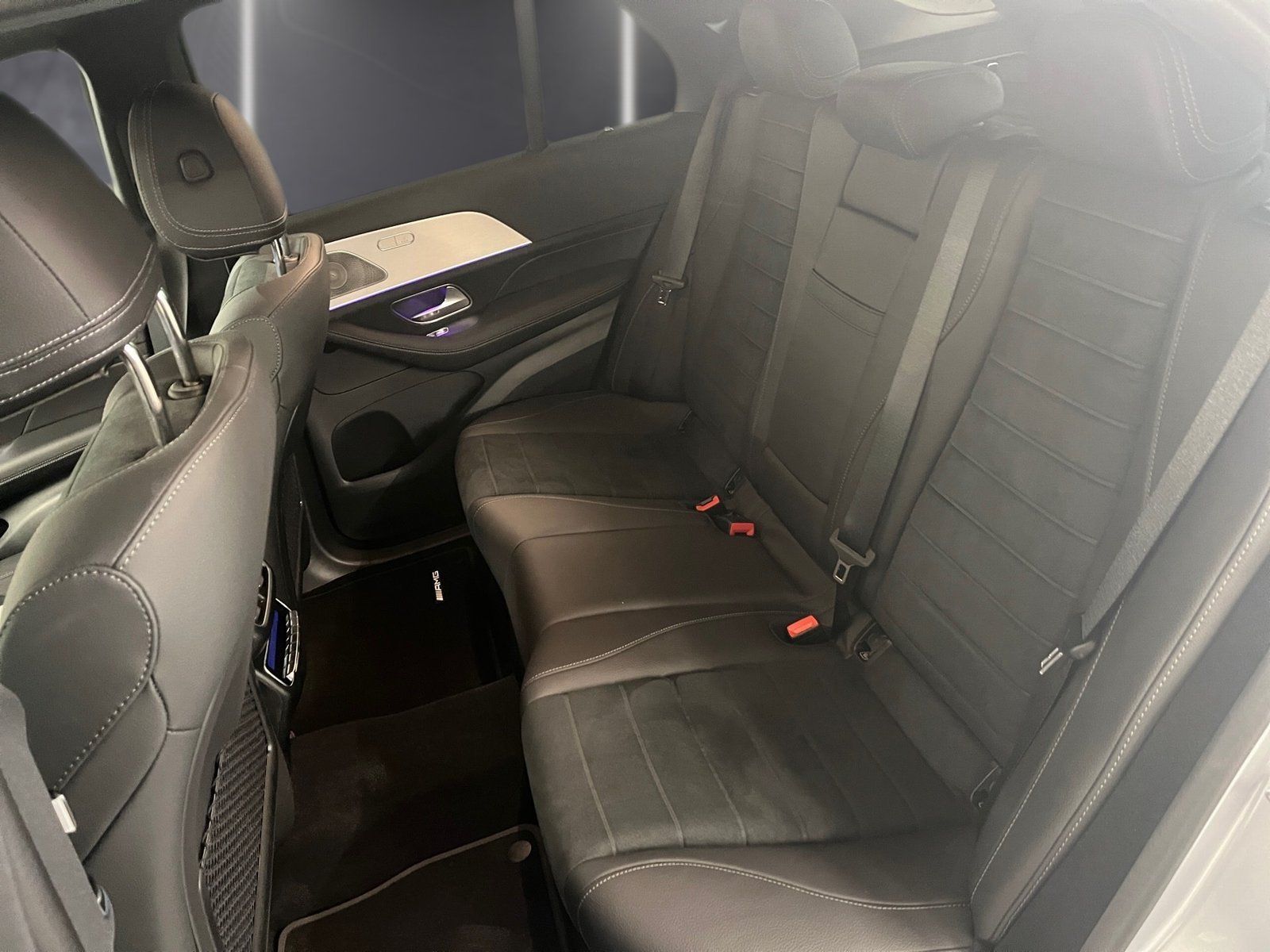 Fahrzeugabbildung Mercedes-Benz GLE 350 de 4M AMG*Distroni*360*Airmatic*AHK*Pano
