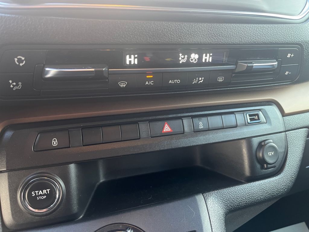 Toyota Proace 2,0-l-D L1 (8-Si.) Autm. 8Sitze Kamera AH – Bild 15