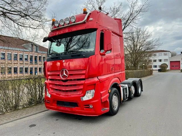 Mercedes-Benz Actros 2551 GigaSpace/Retarder/Liftachse/Eu6/410