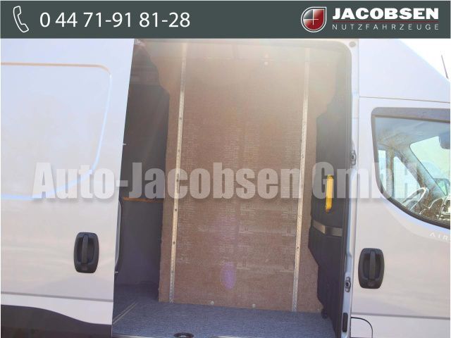 Fahrzeugabbildung Iveco Daily 35S18A8P Luftf. / Klima / AHK / RFK