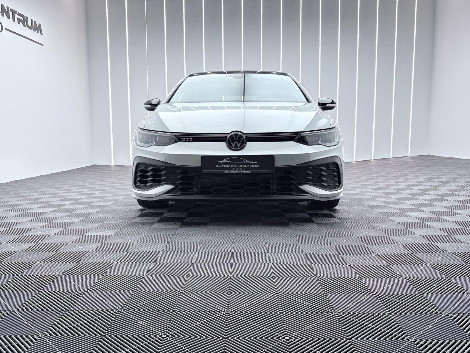Volkswagen Golf PANO | HARMAN KARDON | HEAD UP | MEMORY