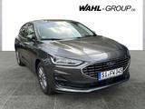 Ford Focus Lim. Titanium DAB LED RFK Tempomat PDC - Ford Focus Titanium mit Hybrid-Antrieb (Benzin/Elektro)