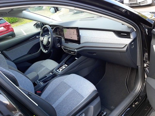 Fahrzeugabbildung Skoda Octavia Combi Selection 2.0TDI DSG PANO Lodge