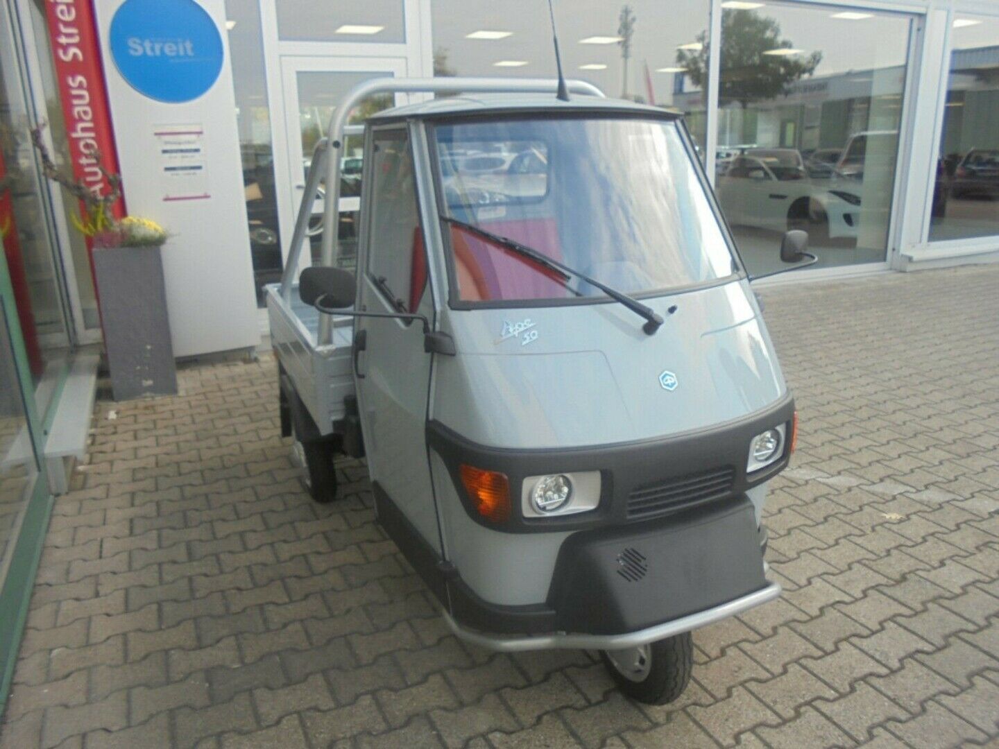 Fahrzeugabbildung Piaggio Ape 50 Cross Country grau, auch als 25 km/h erhä