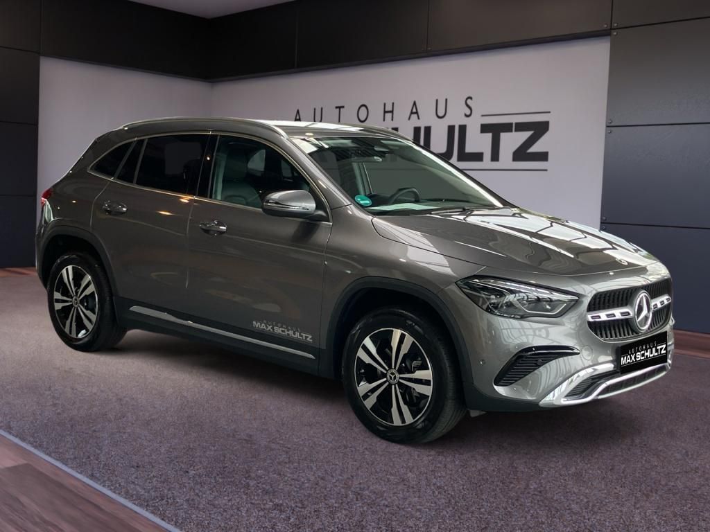 Fahrzeugabbildung Mercedes-Benz GLA 200 d AHK*Distronic*Kamera*LED*Sitzhzg*Navi*