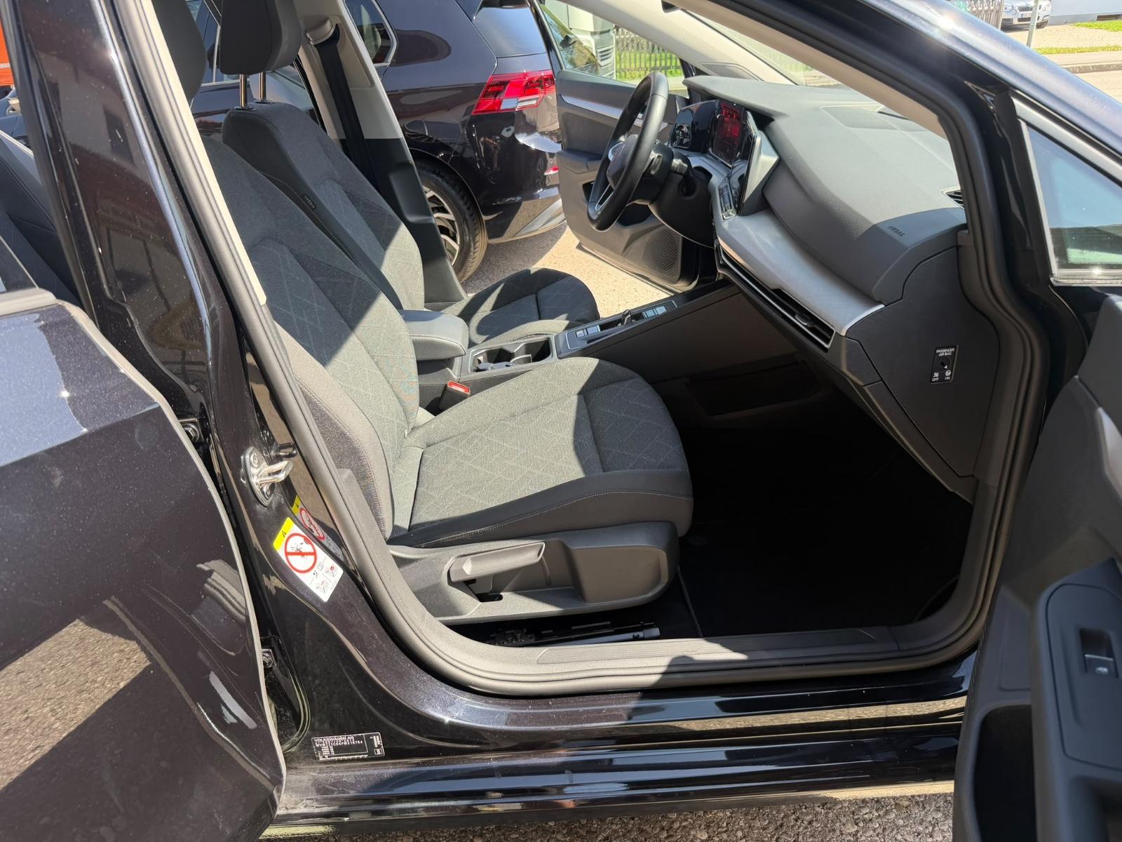 Volkswagen Golf VIII Limousine 2.0Ltr-85kW (116PS) TDI Life, миниатюра 30