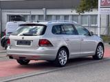 Volkswagen Golf VI Variant Highline AHK' PANO' PDC' SHZ - Volkswagen Golf aus 2010: Variant