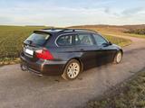 BMW 325i Touring (E91) | TÜV neu | top gepflegt - BMW 325 aus 2007: Kombi, 325i