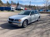BMW Bmw E46 320d touring automatik - BMW 320 aus 2002: Kombi, D