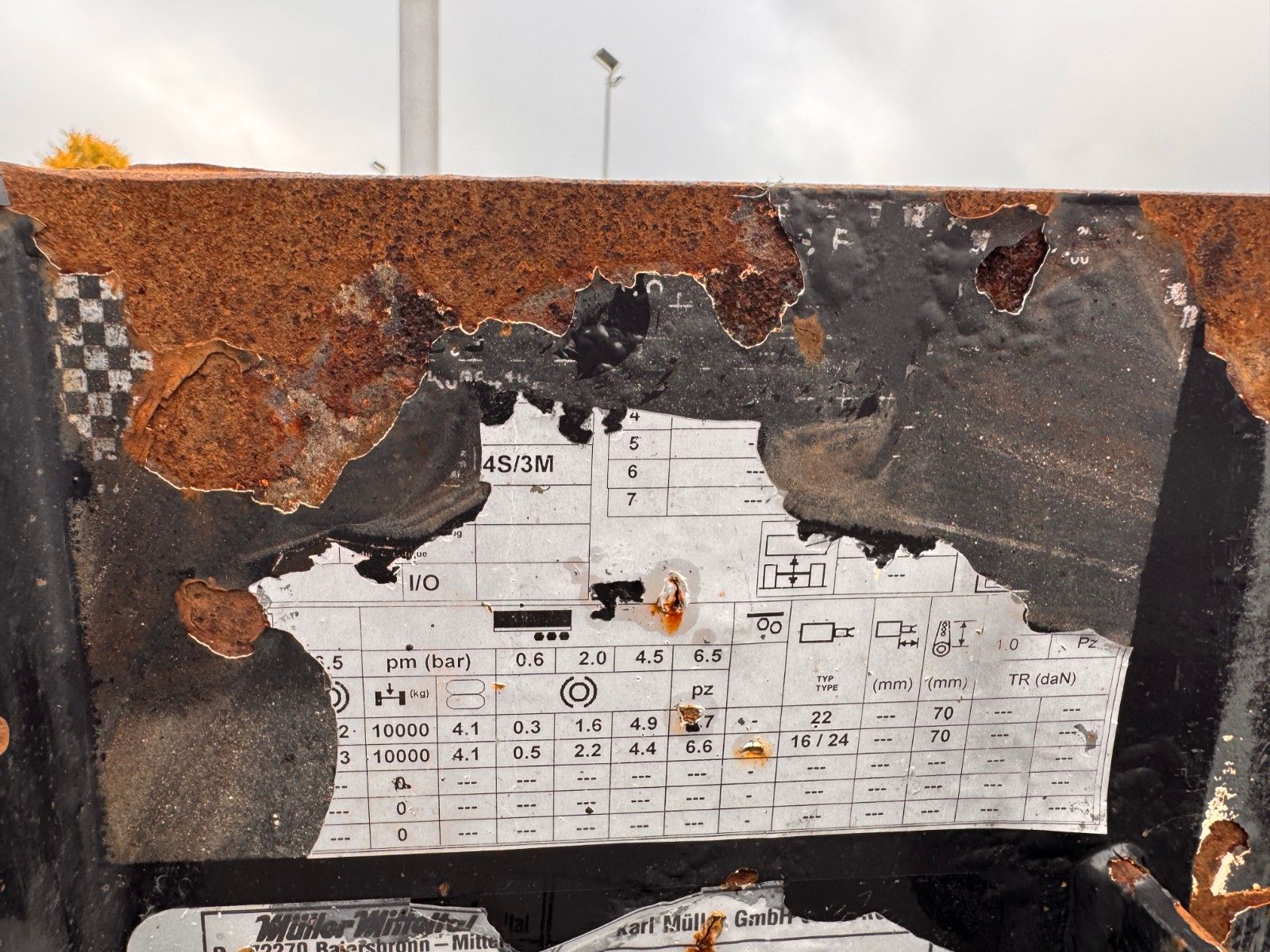 Fahrzeugabbildung Müller-Mitteltal RA-T 18,0 Containerfahrgestell