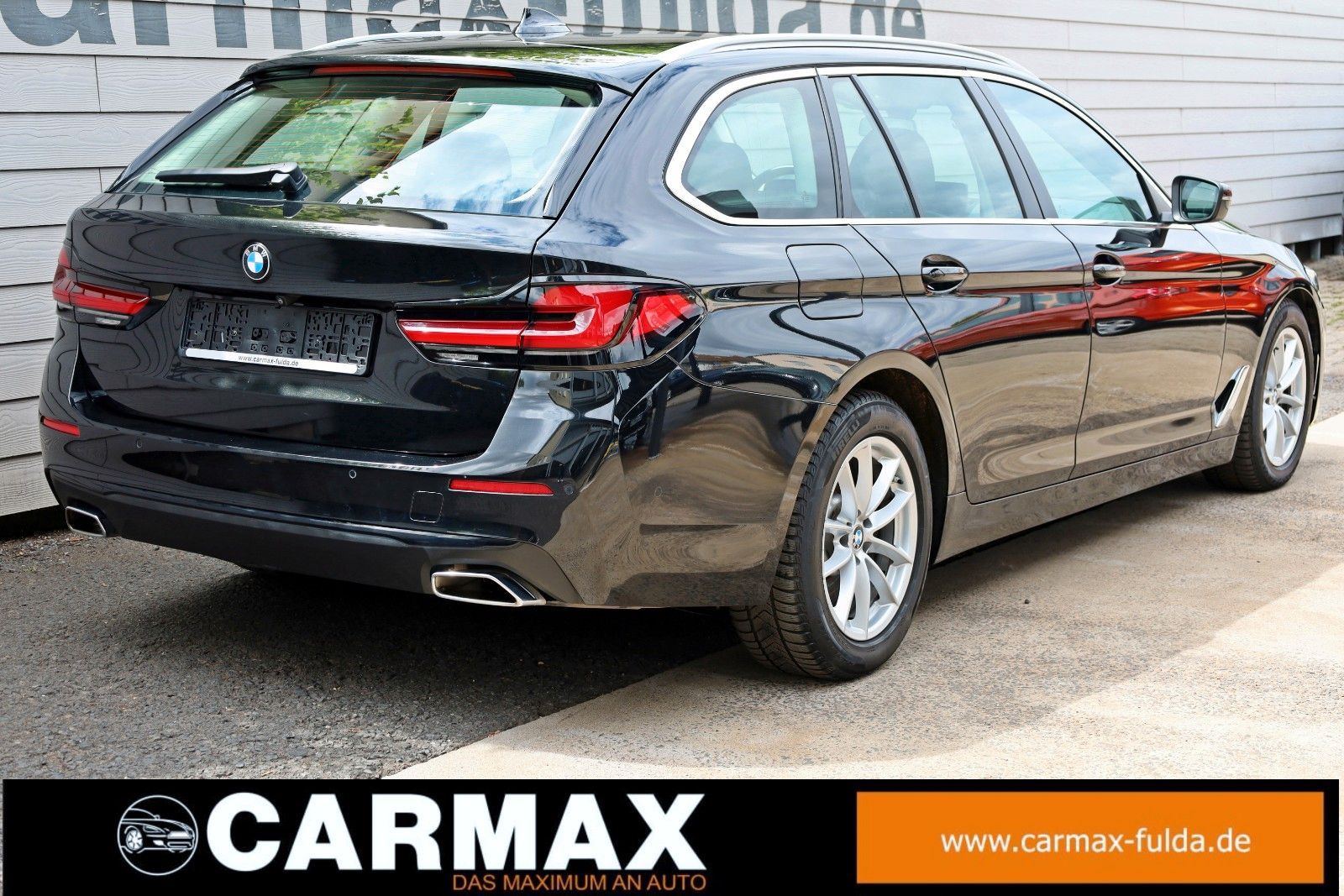 Fahrzeugabbildung BMW 530 d xDrive, Leder,Navi,LED,SH,HUD,Kamera