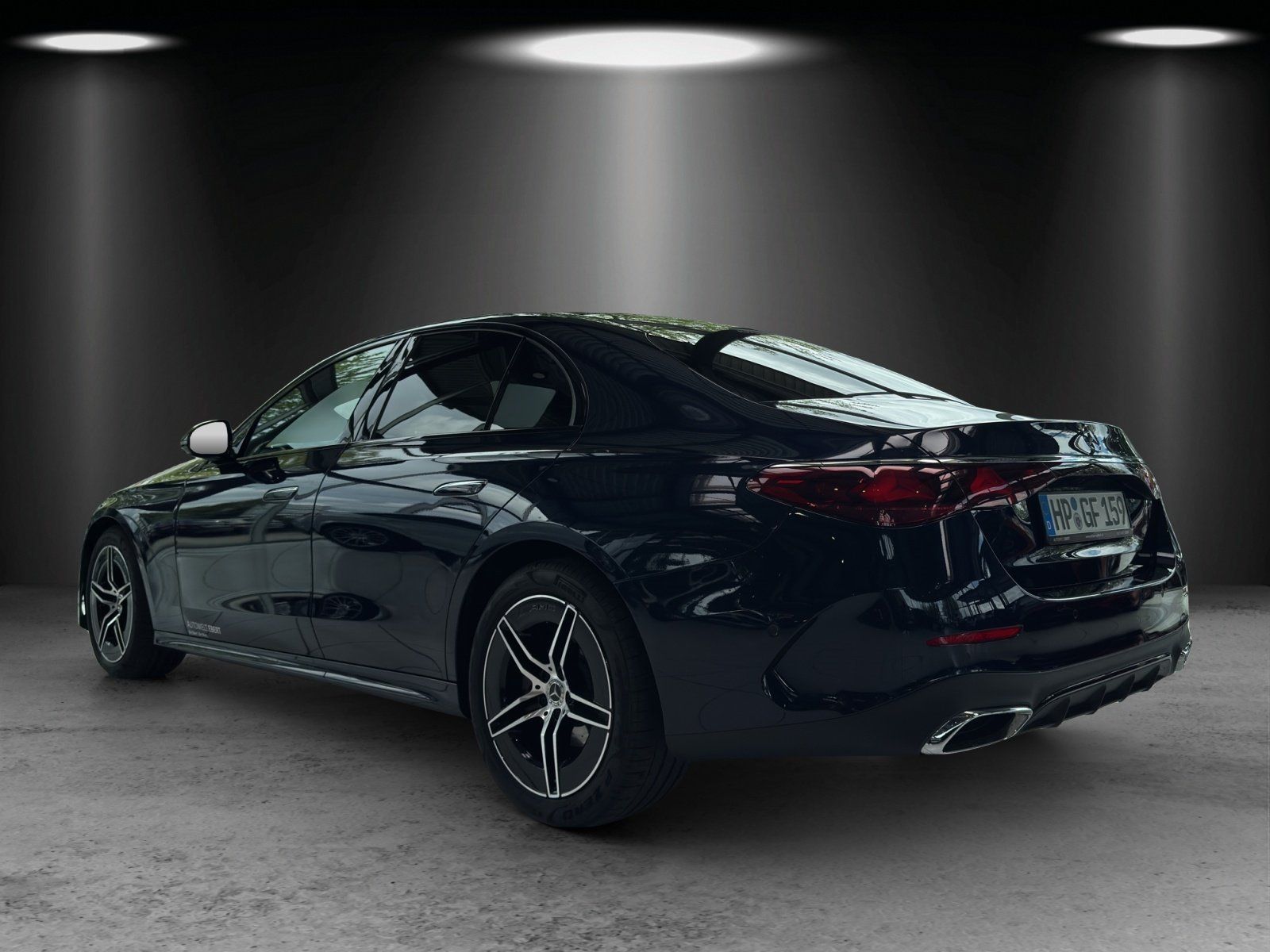 Fahrzeugabbildung Mercedes-Benz E 200 d AMG Pano AHK Memory DISTR 360°