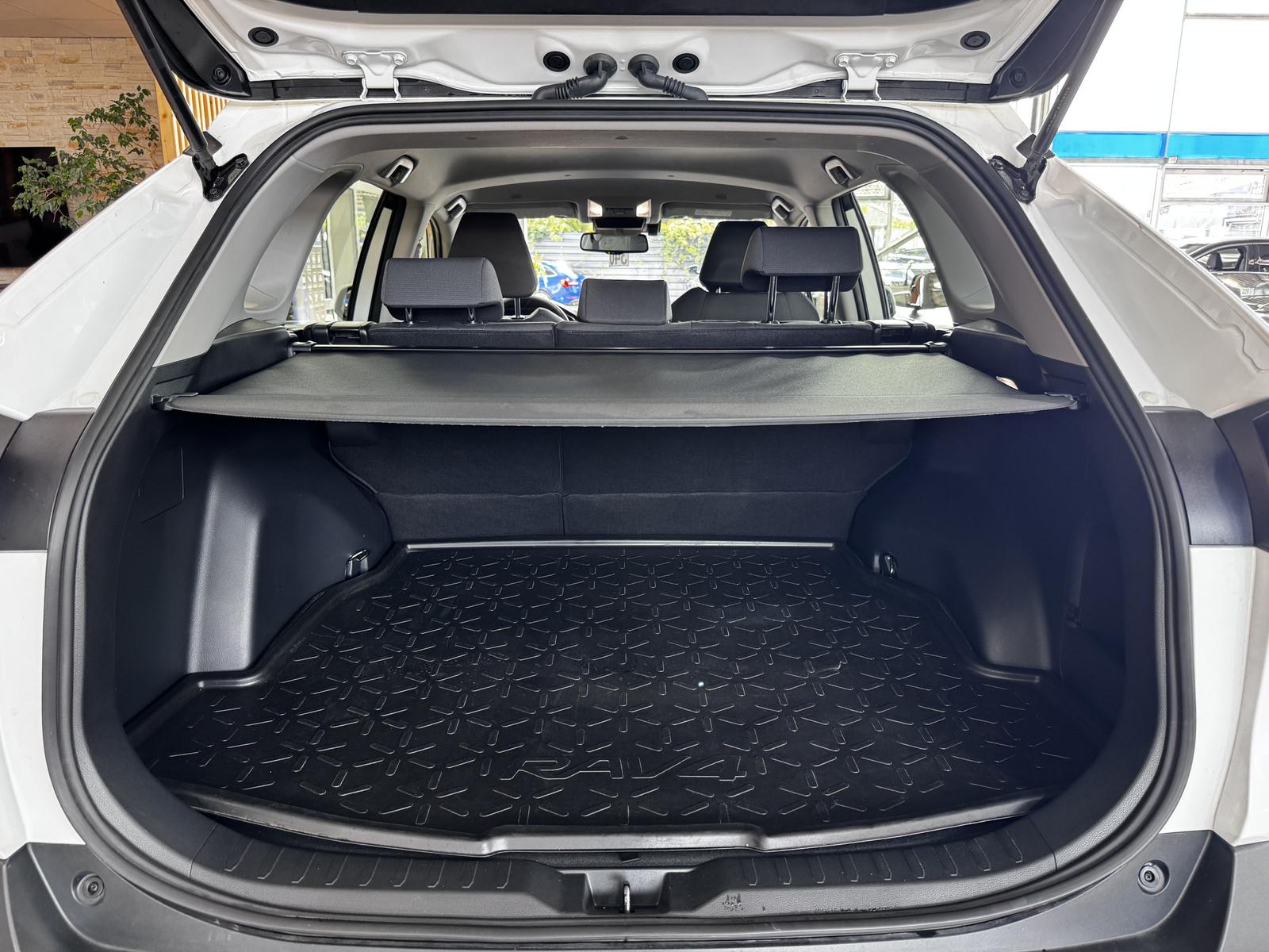 Toyota RAV4 Hybrid Business Edition R.Cam ACC LED