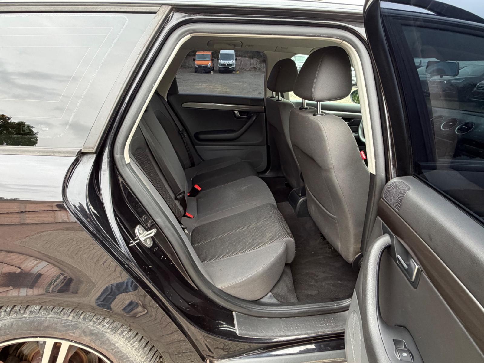 Seat Exeo 2012 — photo 12
