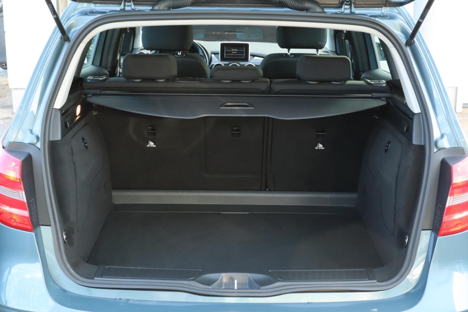 Mercedes-Benz B 180 *1. HAND* KLIMA/SHZ/KAMERA/NAVI/