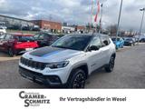 Jeep Compass Trailhawk Plug-In Hybrid 4WD - silberne Jeep Compass
