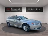 Volvo V70 D2 Geartronic Powershift Momentum AHK PANO - Volvo V70: D2