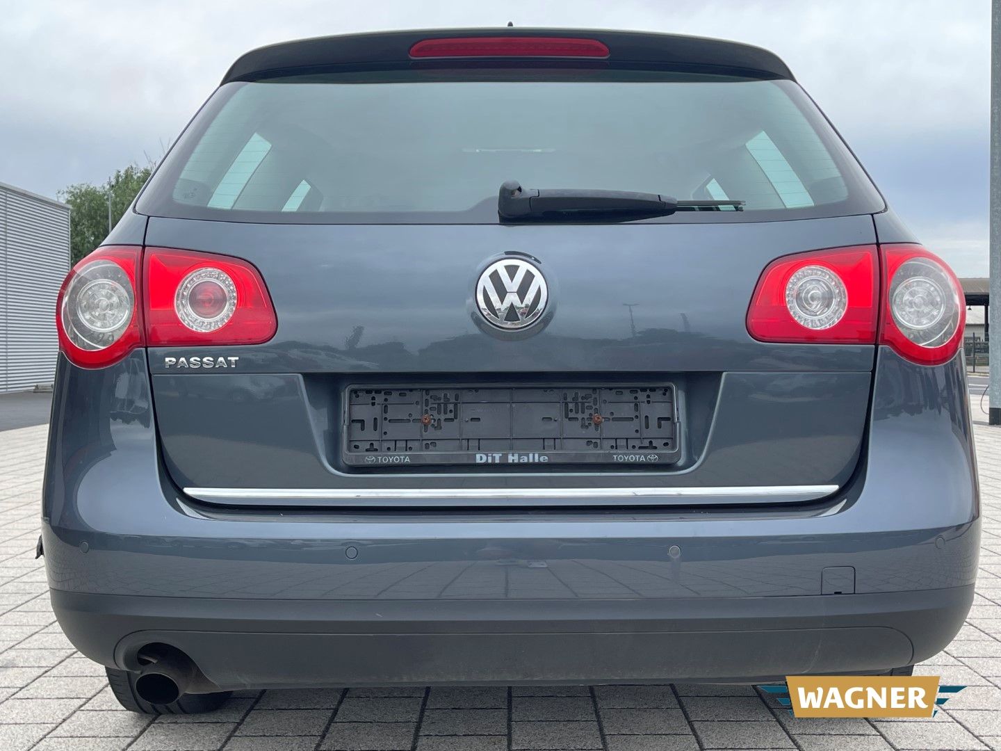 Fahrzeugabbildung Volkswagen Passat Variant Trendline Sitzheizung TÜV 03/2028