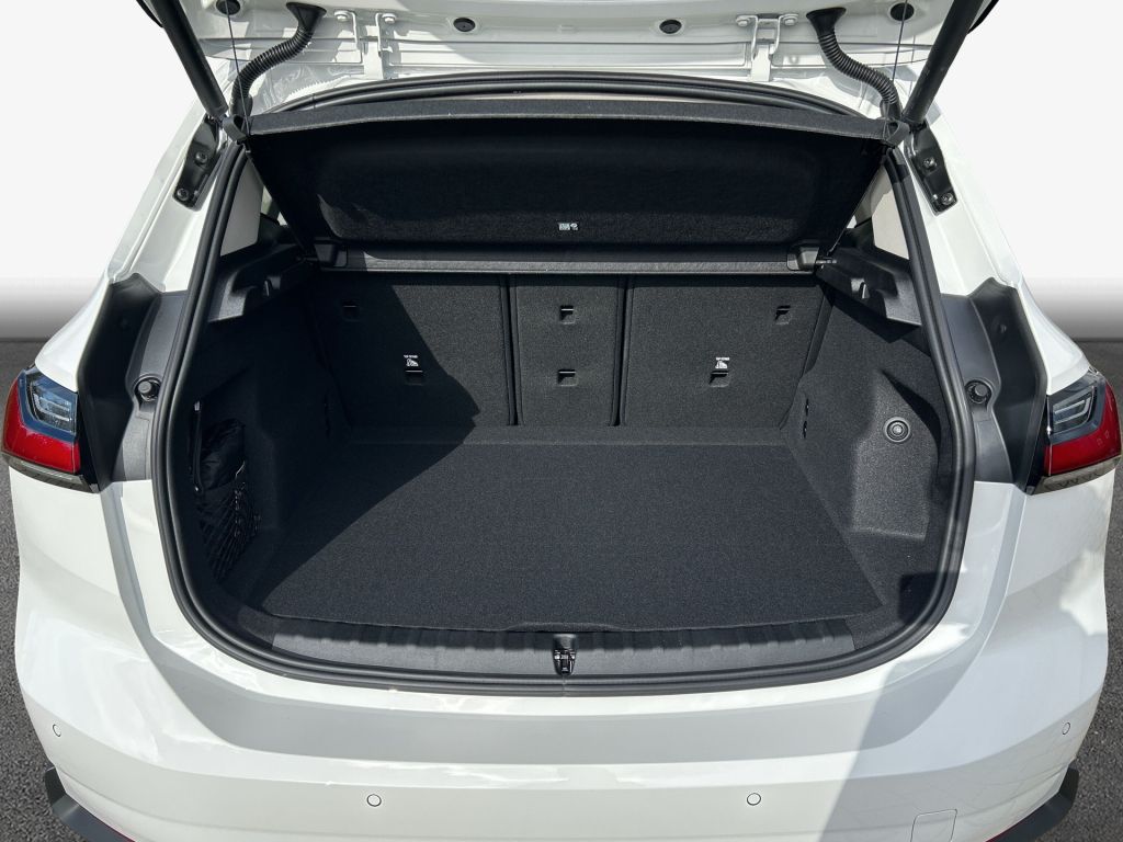 BMW 218 Active Tourer - Bild 9
