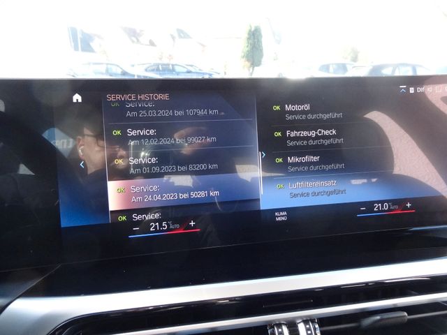 Fahrzeugabbildung BMW 318d/CurvedDisplay/1.Hd/LED/Leder/Navi/