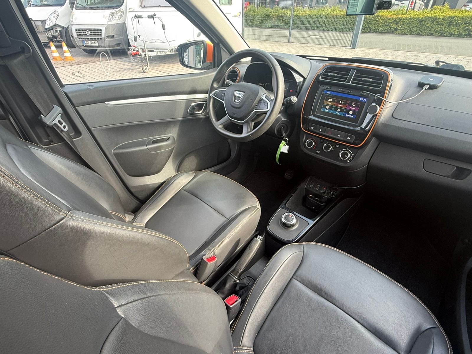 Fahrzeugabbildung Dacia Spring Electric Comfort Plus