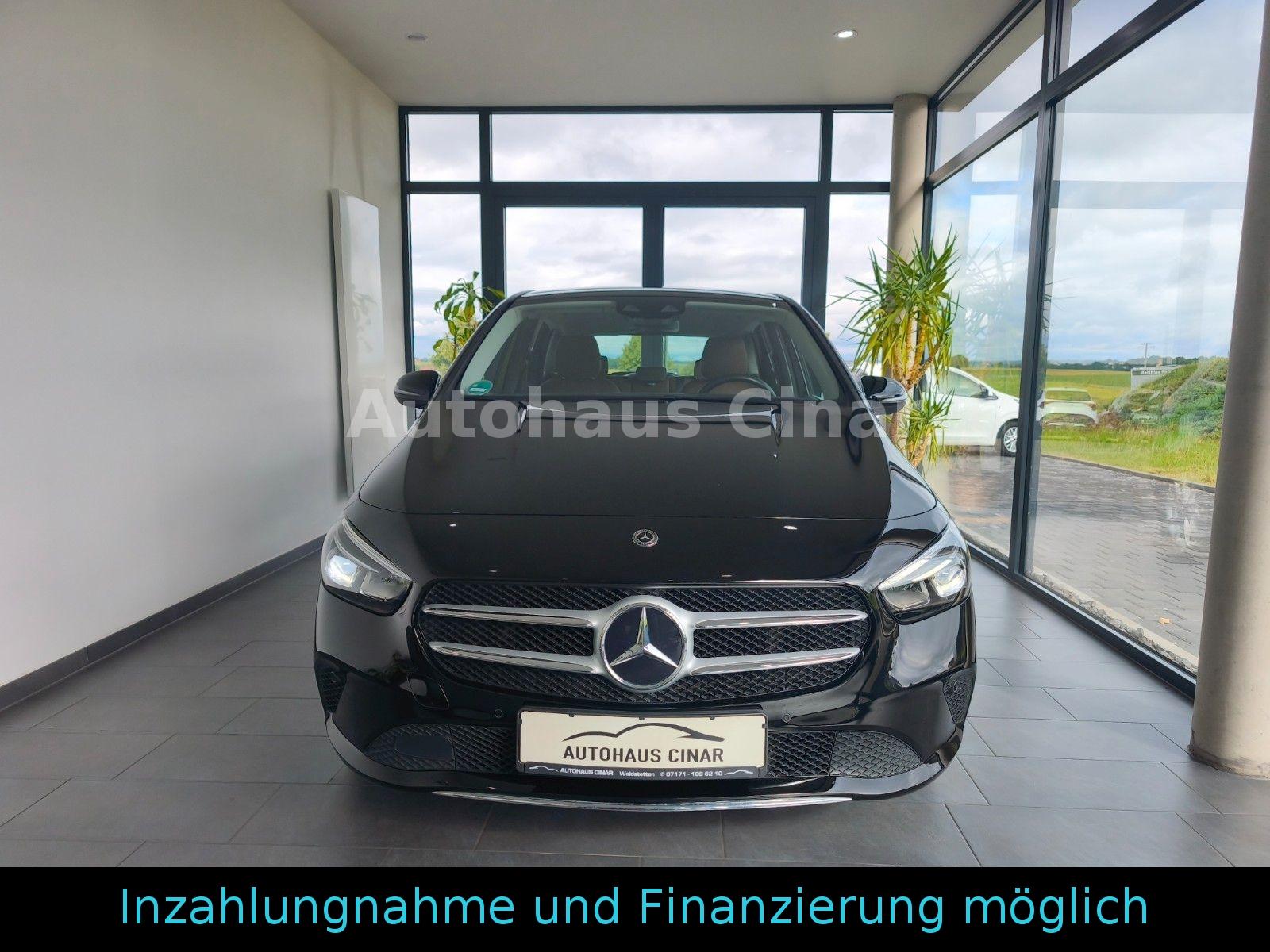 Mercedes-Benz B 220 4Matic*Wildscreen*Navi*Kamera*Rentner*ACC*
