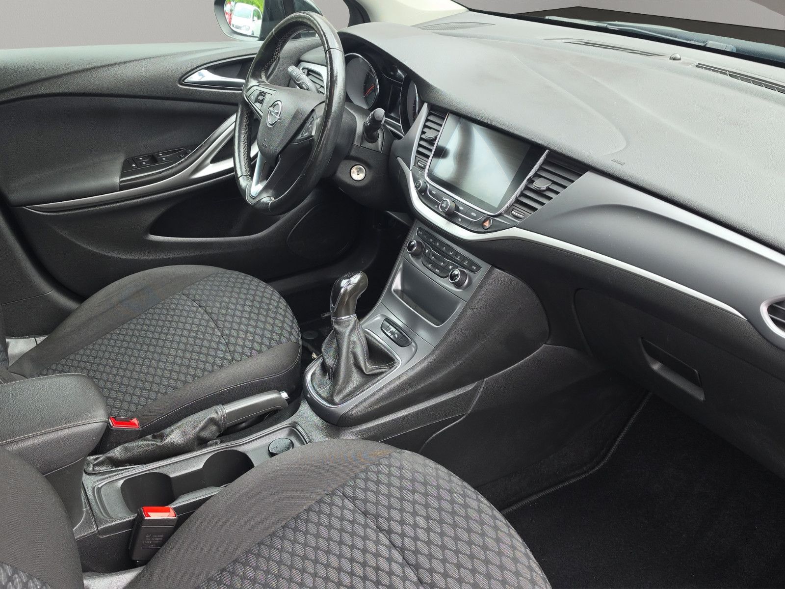Fahrzeugabbildung Opel Astra K Sports Tourer Edition*NAVI*TEMPOMAT*PDC