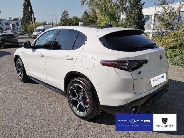 Alfa Romeo Stelvio - Bild 2