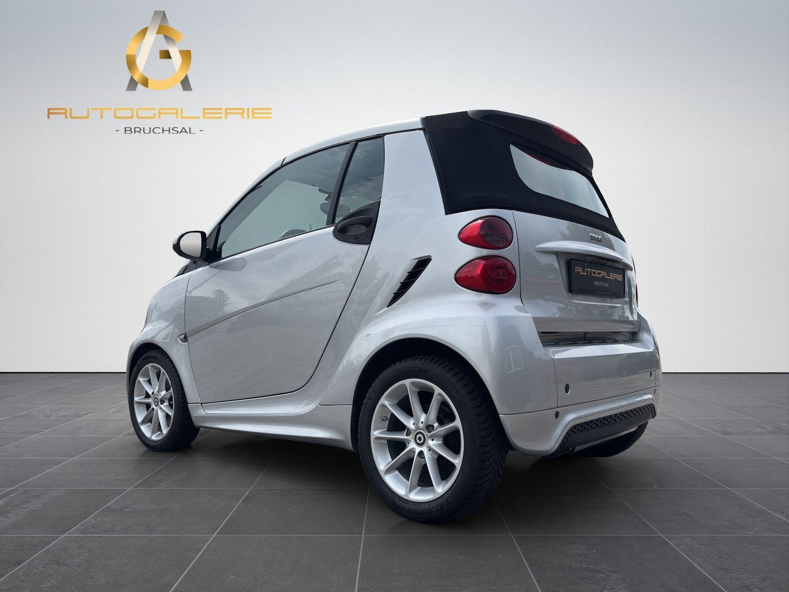 Smart ForTwo Basis 62 kW NAVI | CABRIO | AUTOMATIK