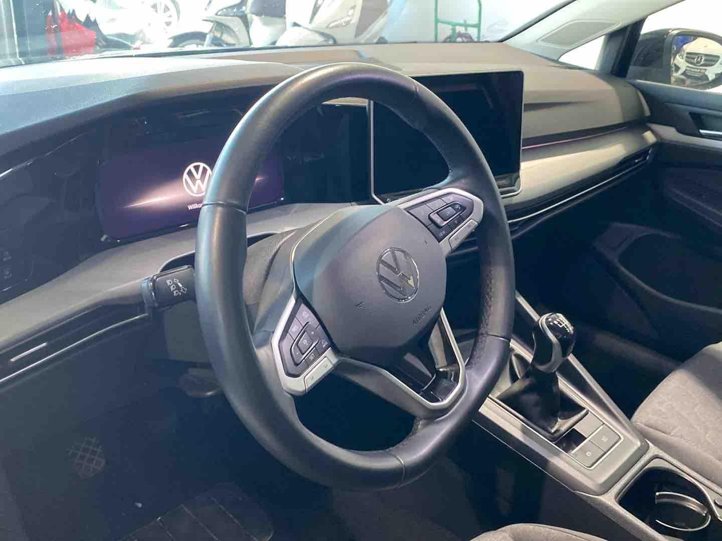 Volkswagen Golf VIII LIM. 1.5 TSI LIFE ACC SHZ PDC LED-SCHE, миниатюра 10