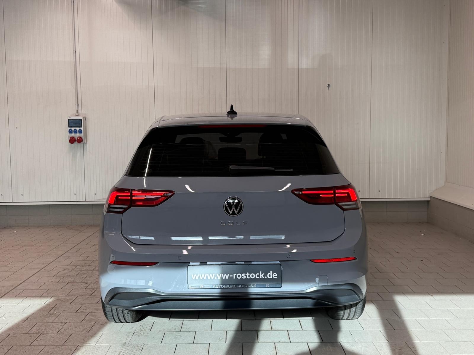 Volkswagen Golf VIII Life 1.5 TSI ACC NAVI LED SHZ, миниатюра 5