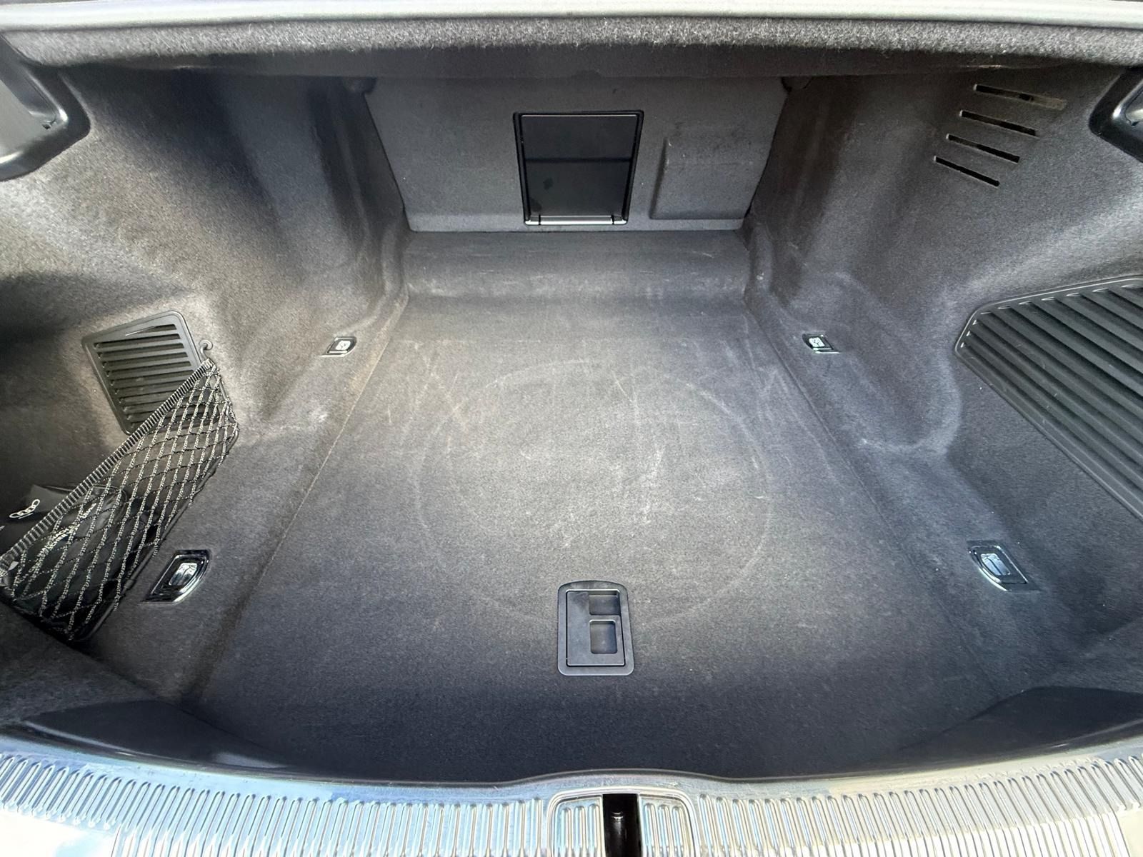 Audi A8 - Bild 16