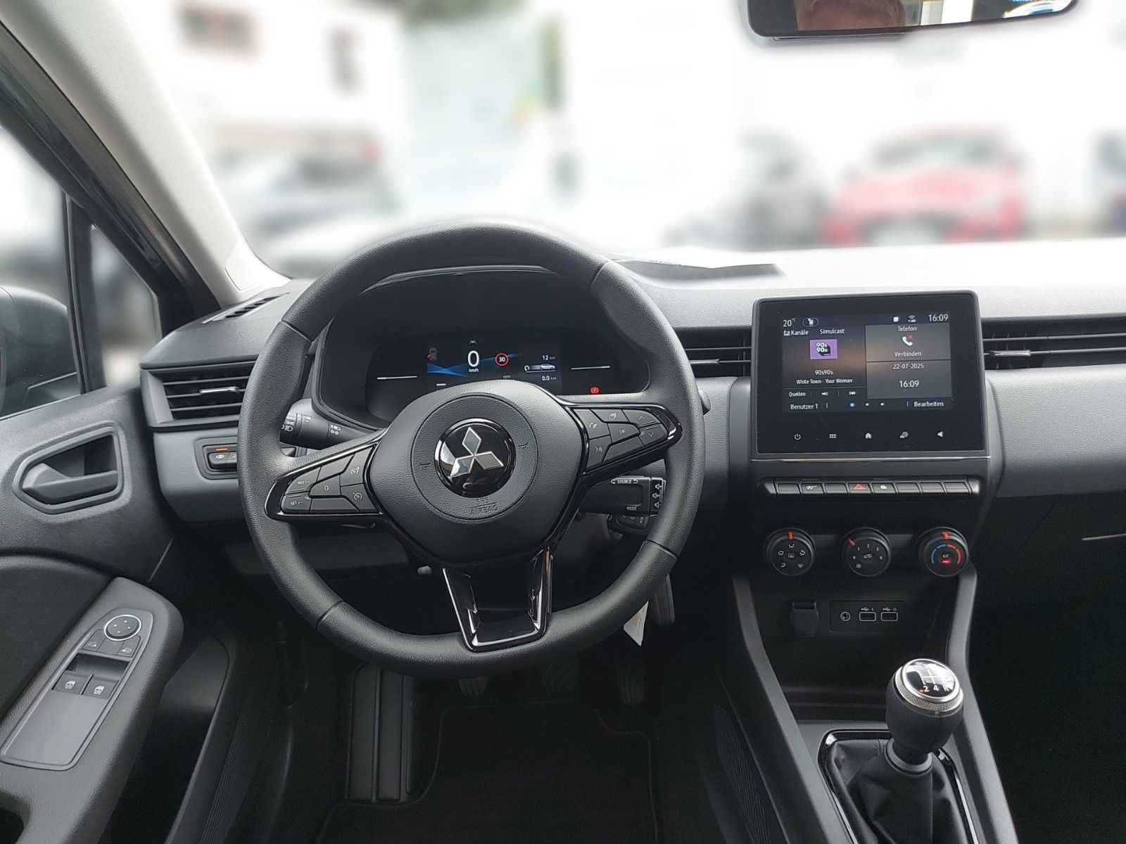 Fahrzeugabbildung Mitsubishi Colt BASIS 1.0 Benziner 5-Gang