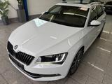 Skoda Superb 2.0 TDI*L&K*4x4*PAN*RFK*MSSG*ACC*NAV*BIXN - Skoda Superb Gebrauchtwagen