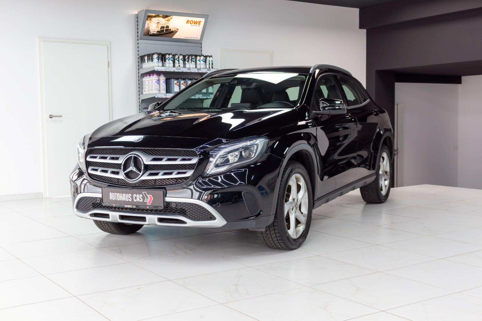 Mercedes-Benz GLA 200