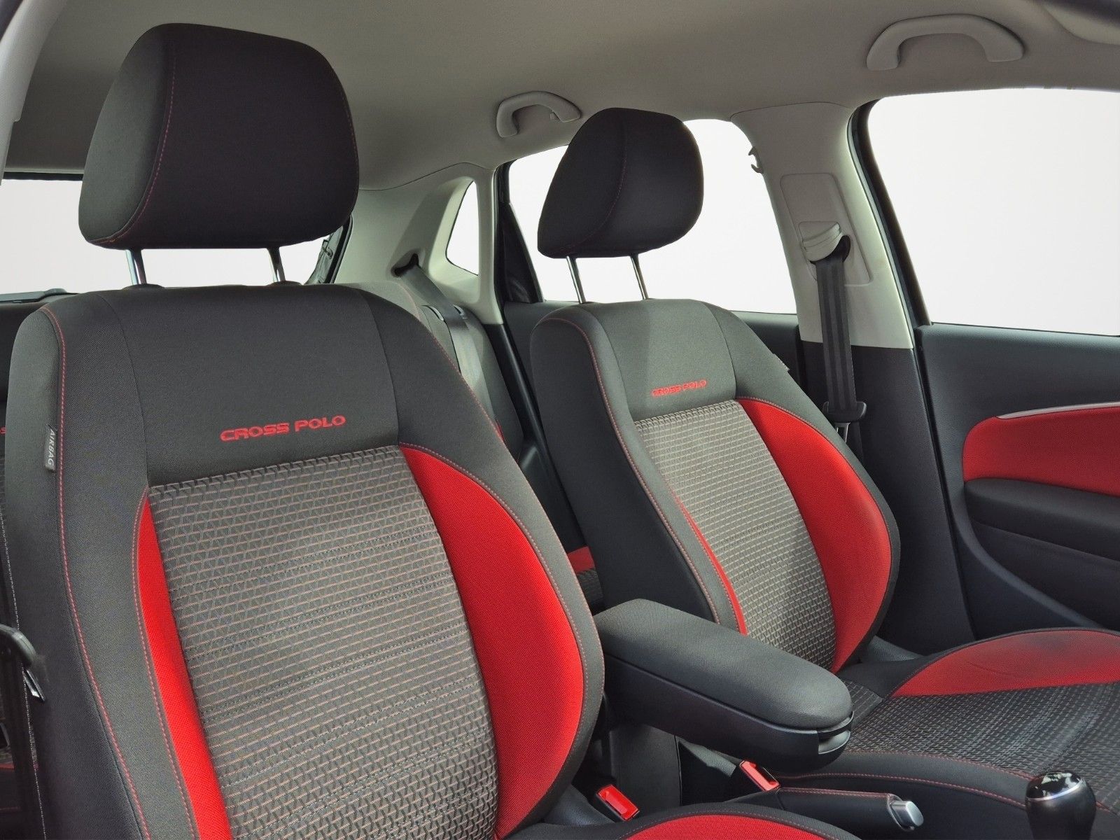 Fahrzeugabbildung Volkswagen POLO CROSS 1.2 TSI MFL ALLWETT BLUETOOTH 1.HAND