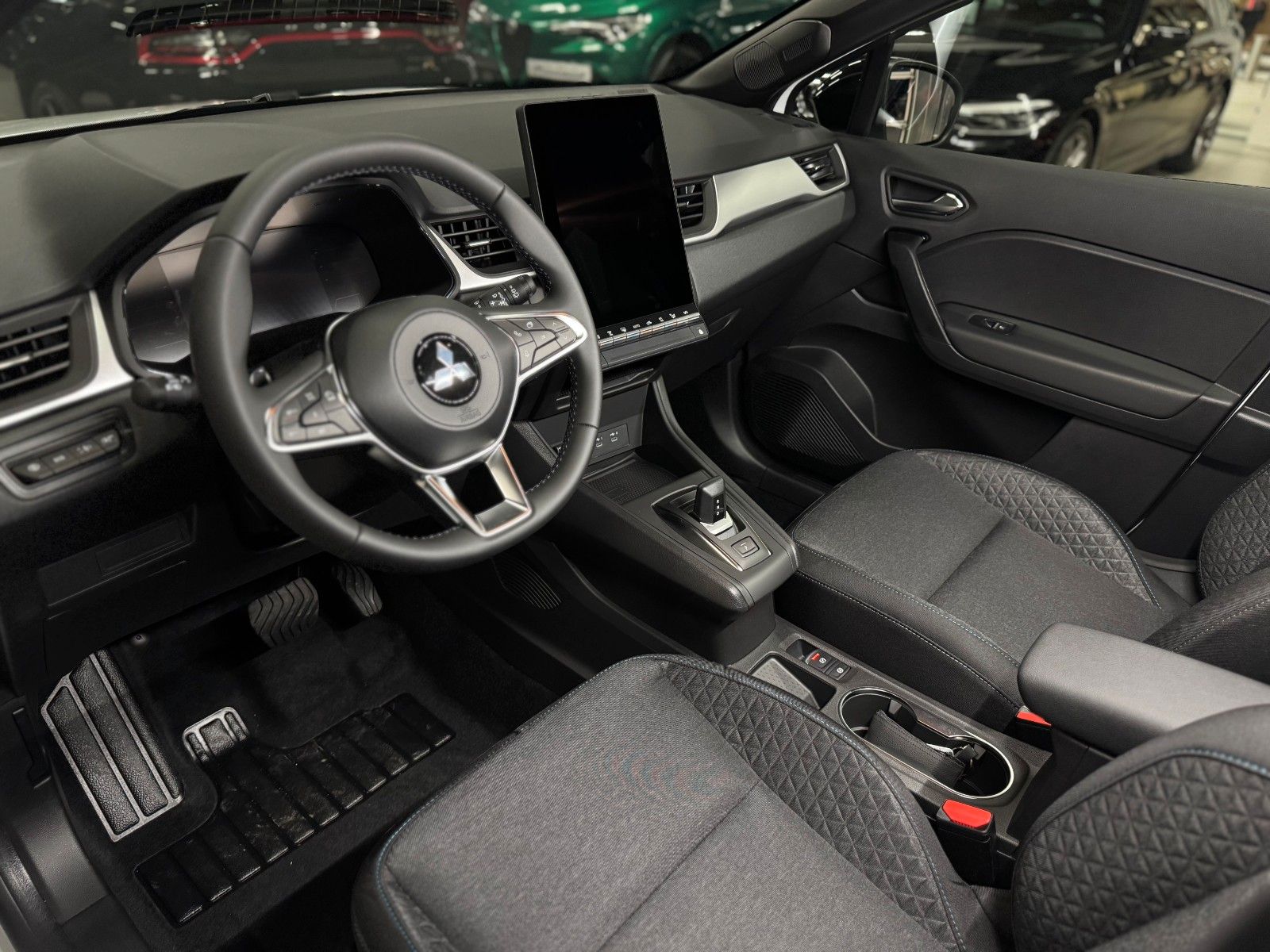 Fahrzeugabbildung Mitsubishi Grandis Diamant PLUS 1.3 T-Benziner 7-DCT